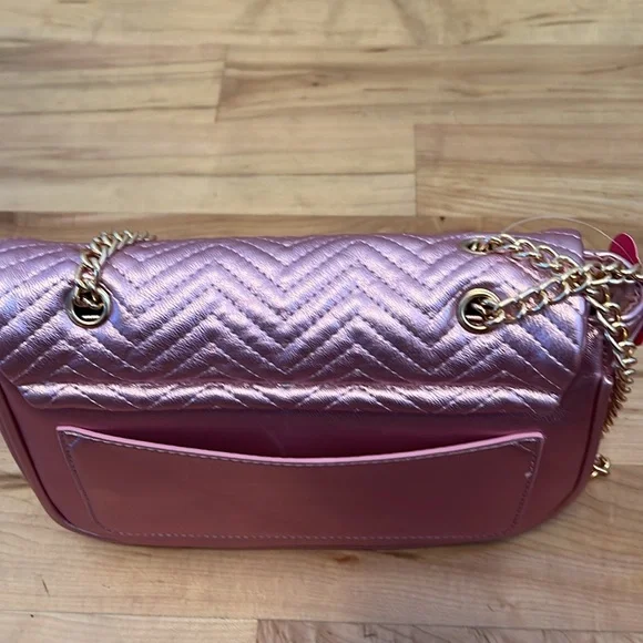 🆕 Malibu Barbie Purse w/gold chain - NWT - Picture 10 of 10